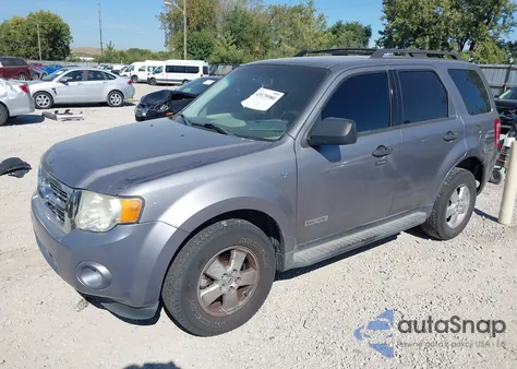 2008 Ford Escape Xlt z USA, uszkodzony, nr VIN 1FMCU03158KC01684